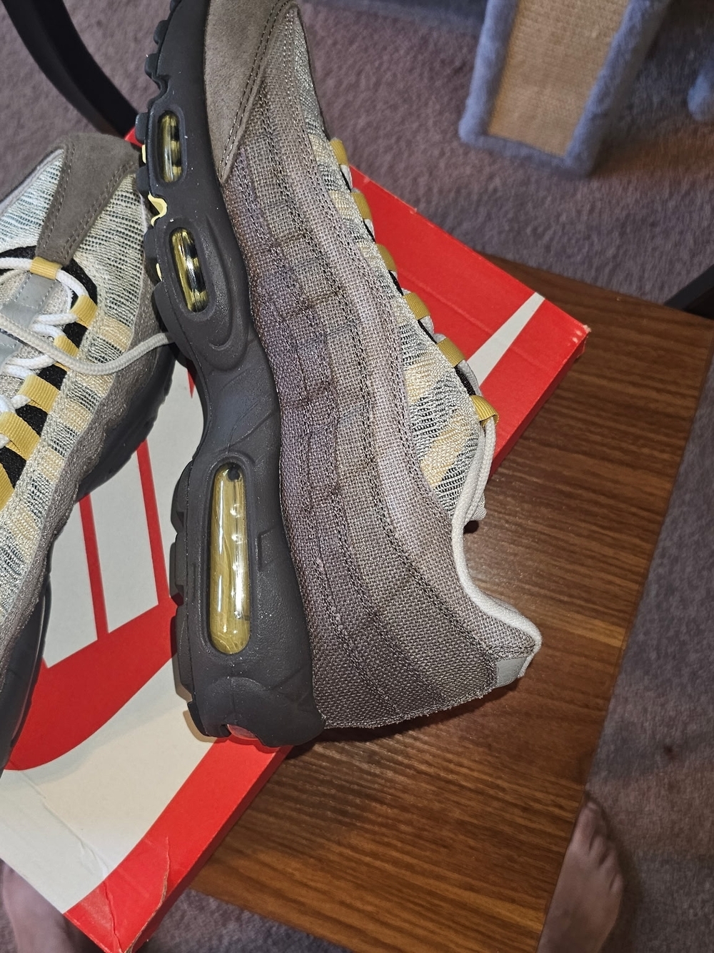 Nike Men’s Brown & Yellow Air Max 95 Sneakers - Picture 5 of 9